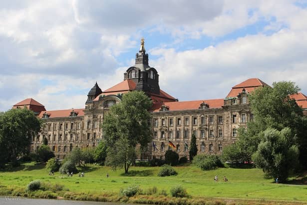 Ausblick Saechsische Dampfschiffahrt Dresden