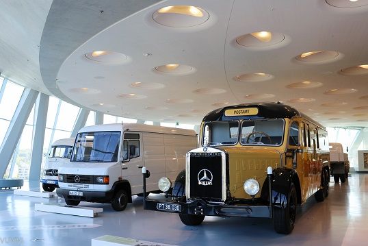 Ausstellung Stuttgart Bawü Mercedes Museum