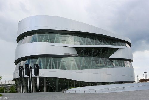 BaWü Stuttgart Mercedes Museum