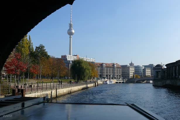 Berlin vom Wasser aus