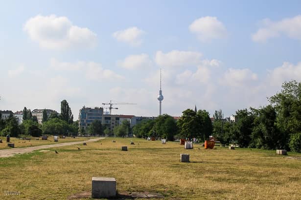 Berliner Mauer Park Picknick Wiese