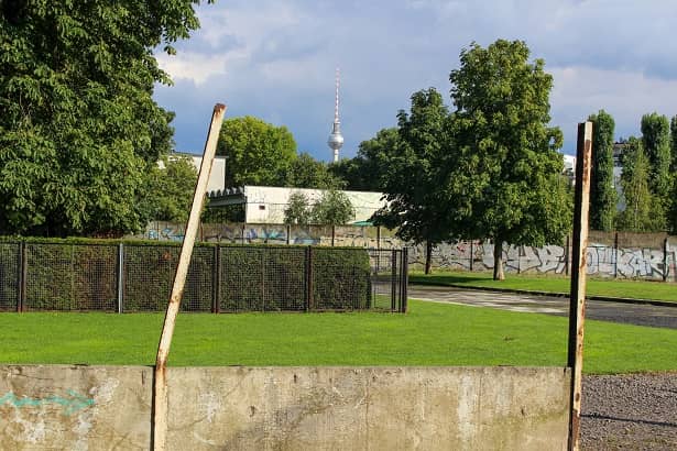 Gedenkstaette Berliner Mauer besuchen