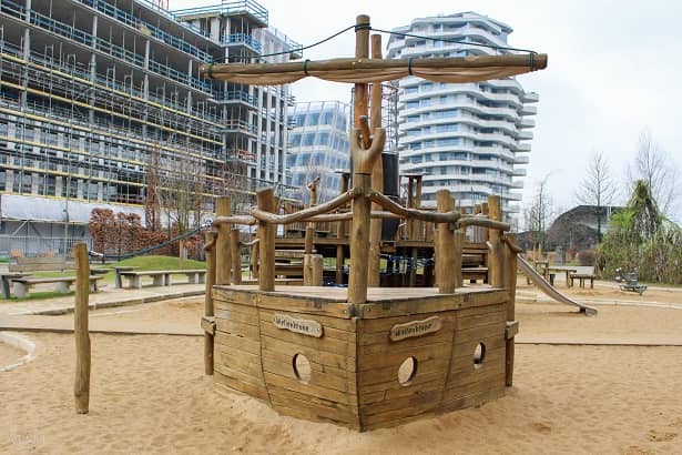 HafenCity Spielplatz - Abenteuerspielplatz Grasbrookpark