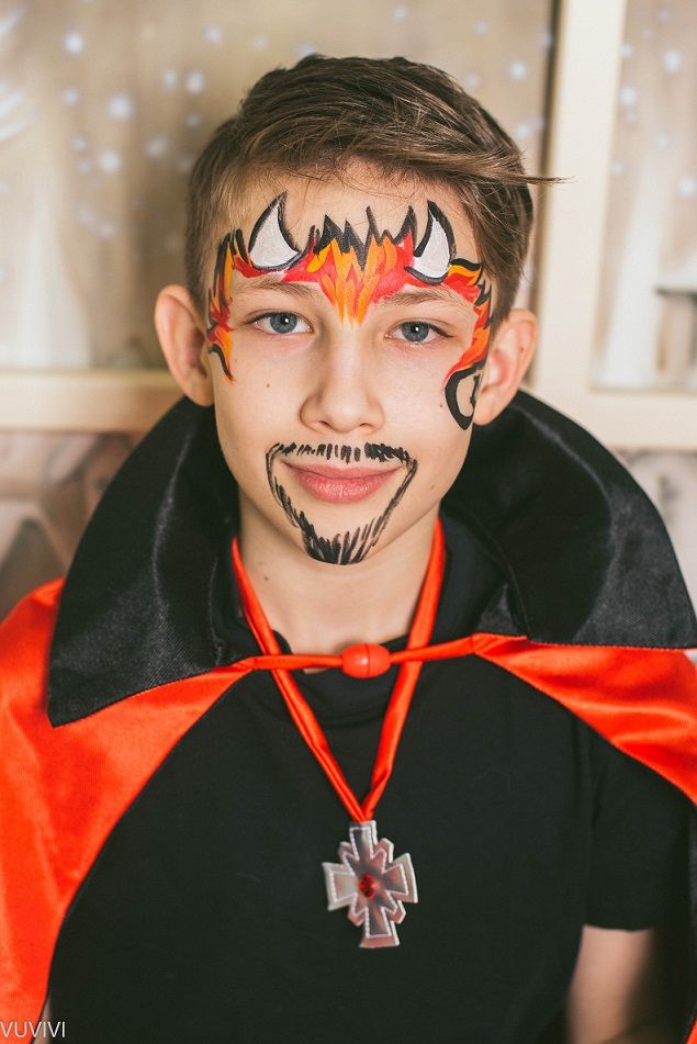 Halloween Kostüm Junge Teufel Kinderschminken