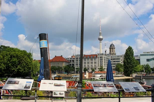 Historischer Hafen Berlin mit Kindern