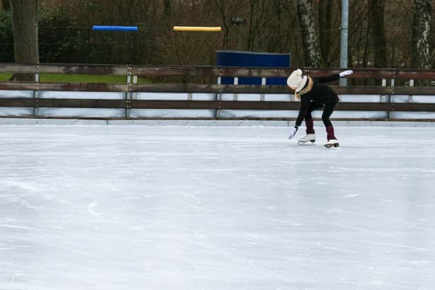Kinder Schlittschuhe Laufen Eispark Wunnebad Winnenden