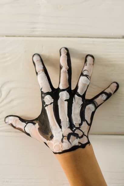 Malen Skelett Hand Handpainting