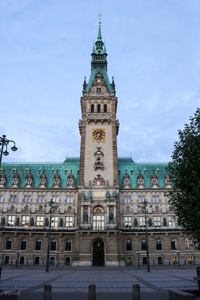 Rathaus Hamburg Sehenswuerdigkeit