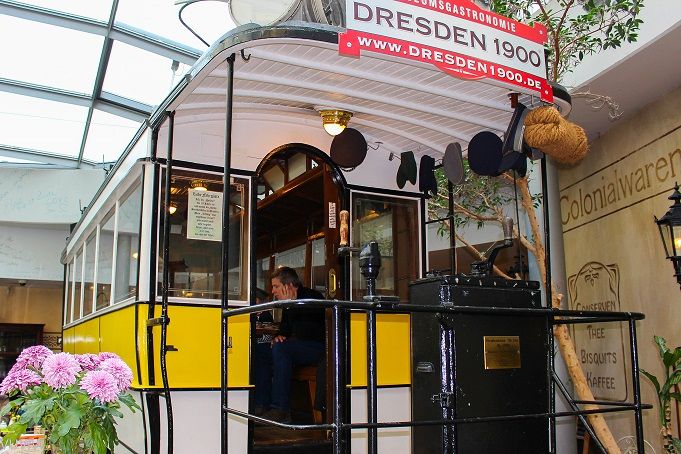 Restaurant Dresden 1900 Straßenbahn Helene