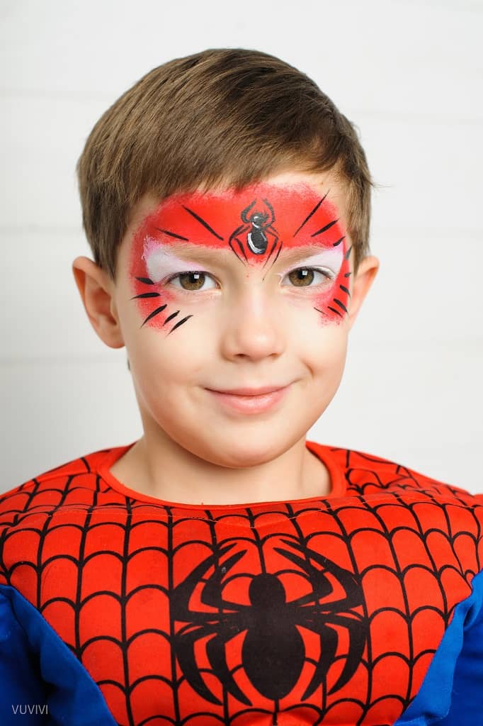Spiderman Kinderschminken Junge Kindergarten