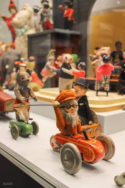 Spielzeugmuseum Nuernberg Historisches Spielzeug