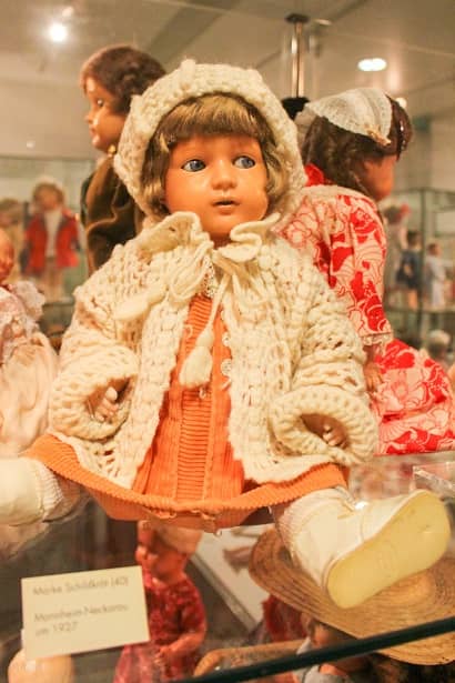 Spielzeugmuseum Nuernberg Puppe