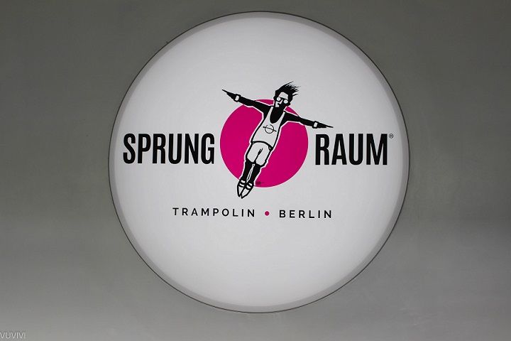 Sprung.Raum Berlin Tempelhof Trampolin springen