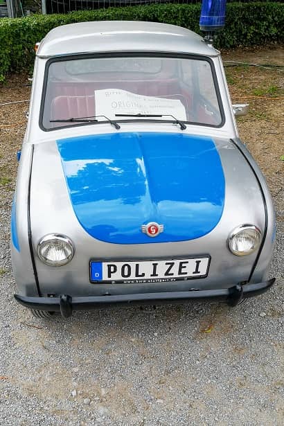 Stutengarten Spielstadt Kinder Stuttgart Polizei Auto